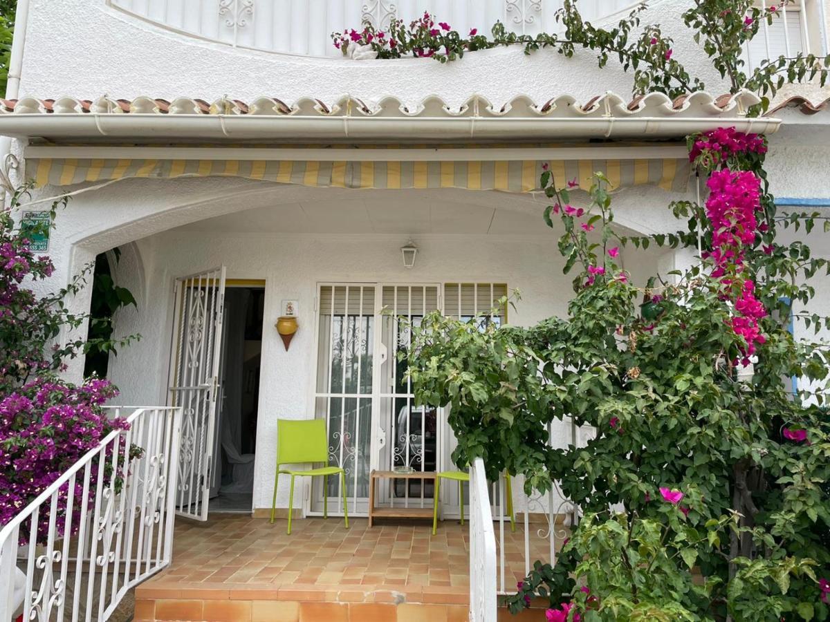 Villa Leones Empuriabrava Exterior foto